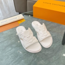 Louis Vuitton Slippers